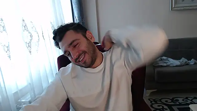 handsomeee04 online show from December 20, 6:27 am