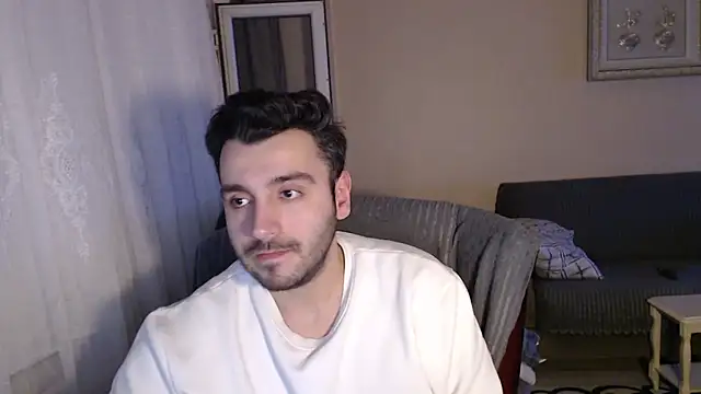 handsomeee04 online show from November 24, 11:05 pm