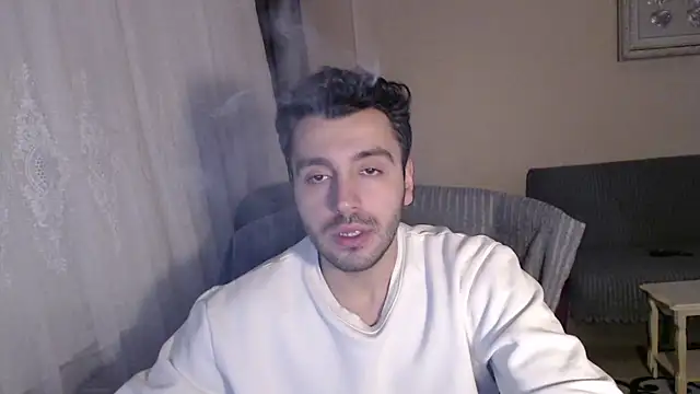 handsomeee04 online show from November 28, 10:10 pm