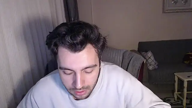 handsomeee04 online show from October 30, 10:28 pm