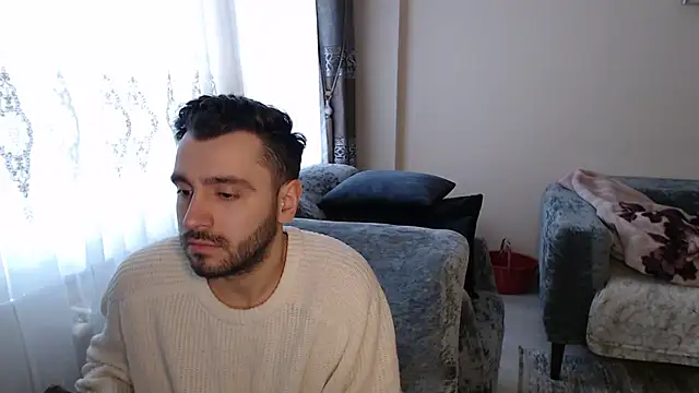 handsomeee04 online show from May 2, 3:56 am