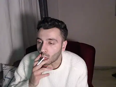 handsomeee04 online show from February 15, 8:19 pm