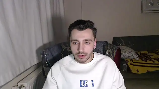 handsomeee04 online show from February 14, 1:50 am