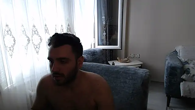 handsomeee04 online show from June 21, 12:55 pm
