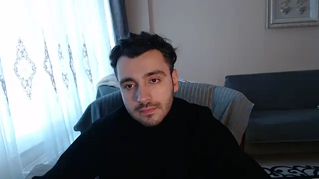 handsomeee04 online show from December 17, 5:56 am