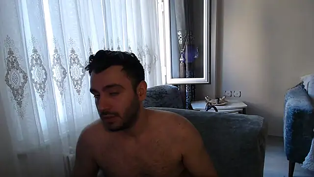 handsomeee04 online show from June 29, 4:39 pm