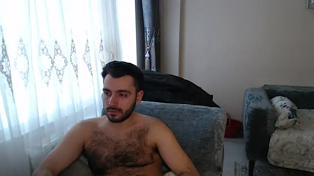 handsomeee04 online show from May 3, 5:01 am