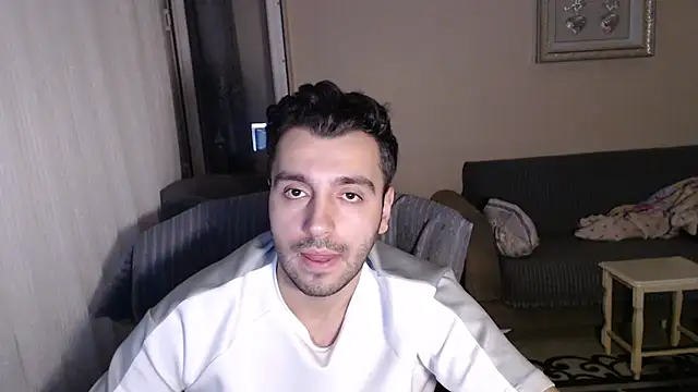 handsomeee04 online show from September 30, 1:00 am