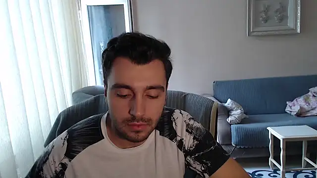 handsomeee04 online show from October 7, 1:34 pm