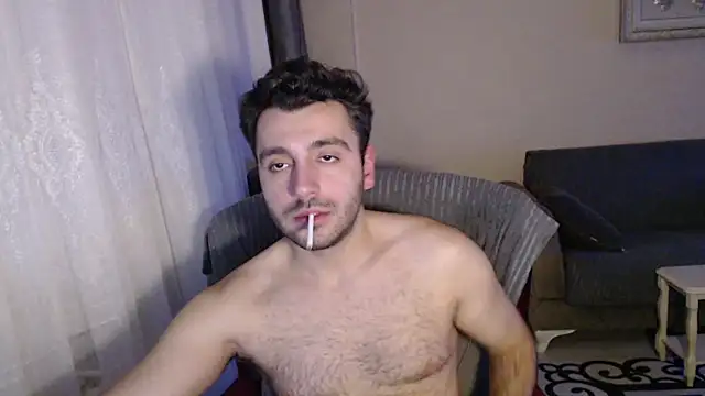 handsomeee04 online show from December 5, 12:10 am