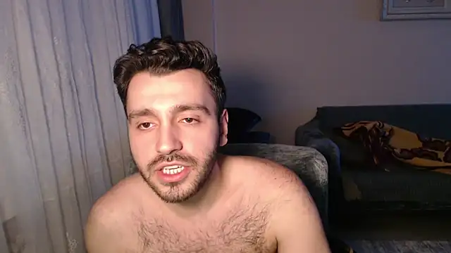 handsomeee04 online show from March 2, 9:33 pm