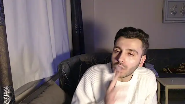 handsomeee04 online show from February 14, 9:48 pm