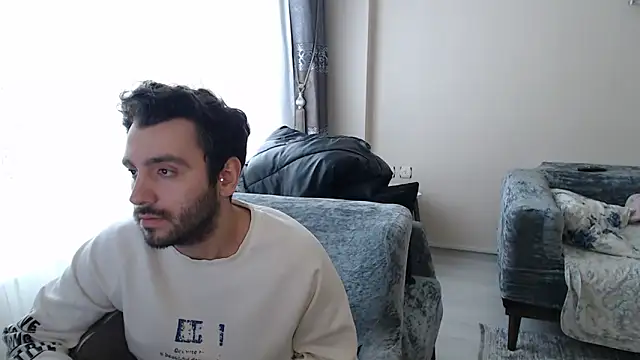 handsomeee04 online show from April 22, 12:34 pm