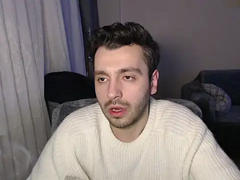 handsomeee04 online show from March 14, 11:44 pm