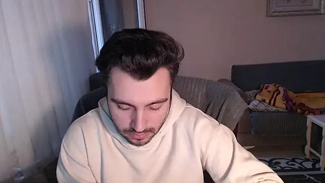 handsomeee04 online show from October 19, 3:26 pm