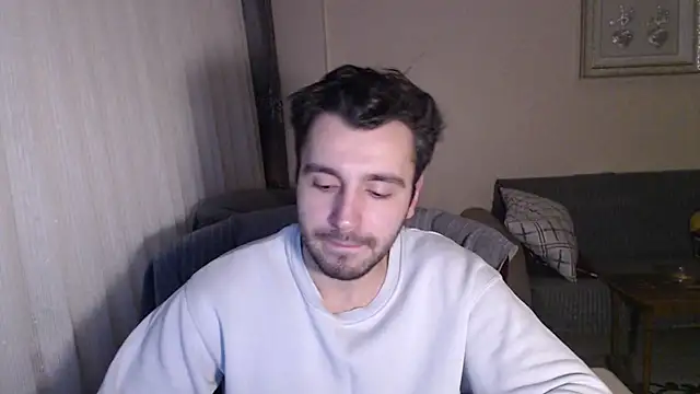 handsomeee04 online show from October 27, 4:19 pm