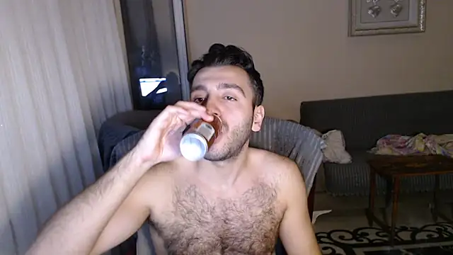 handsomeee04 online show from September 26, 11:11 pm