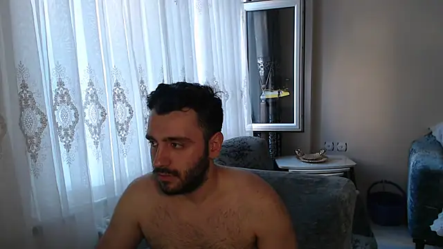 handsomeee04 online show from June 25, 5:07 pm