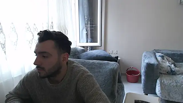handsomeee04 online show from April 30, 2:13 pm