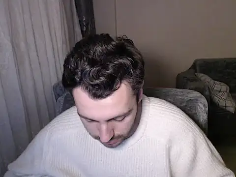 handsomeee04 online show from March 17, 11:30 pm