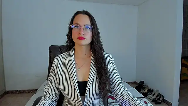 emmaTorres1 online show from March 11, 9:04 pm