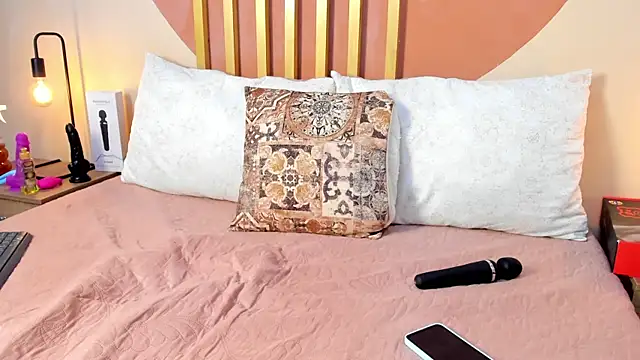 Nicole Angels  online show from November 25, 7:58 pm