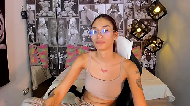 Nicole Angels  online show from February 25, 2:04 pm
