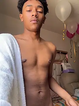 Boy cock18 online show from May 22, 4:27 pm