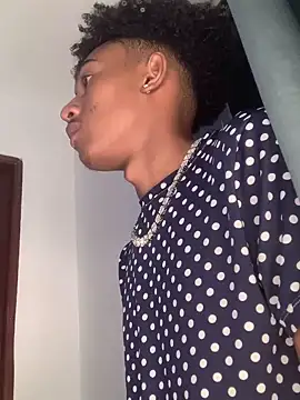 Boy cock18 online show from March 22, 11:53 pm