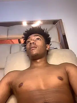 Boy cock18 online show from November 27, 8:31 pm