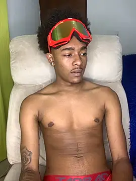 Boy cock18 online show from October 16, 6:05 pm