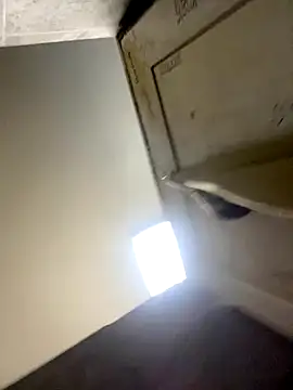 ekskekejejej online show from October 11, 11:28 pm