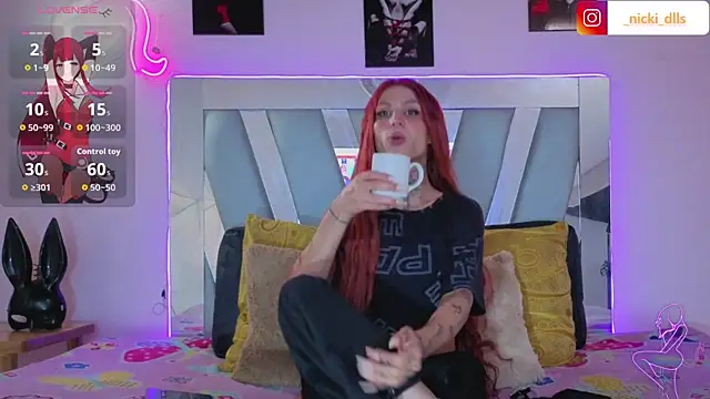 supradoll online show from October 27, 5:58 pm