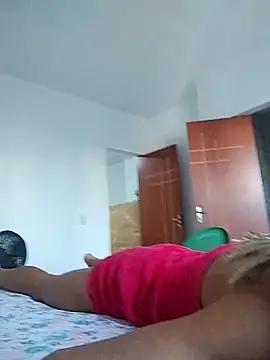 Evapecadora online show from February 6, 8:05 pm