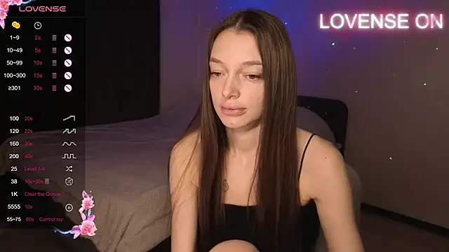 Snapshot of Cherry_air chatting on November 29, 11:27 pm Cherry air online show from November 29, 11:27 pm