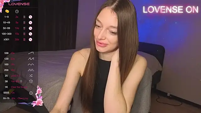 Snapshot of Cherry_air chatting on November 8, 1:20 am Cherry air online show from November 8, 1:20 am