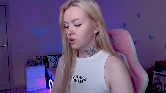 Naughty Mable online show from April 22, 12:39 am