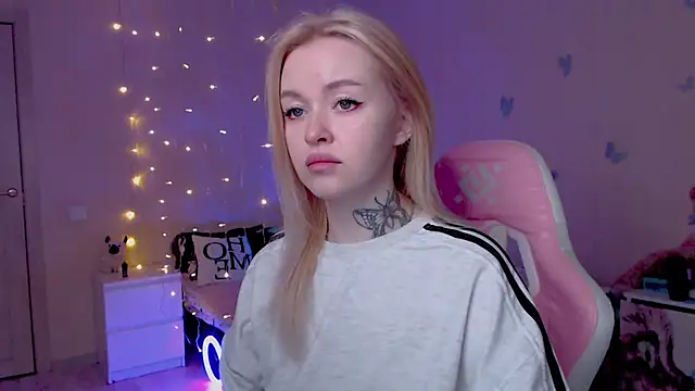 Naughty Mable online show from April 3, 1:23 am