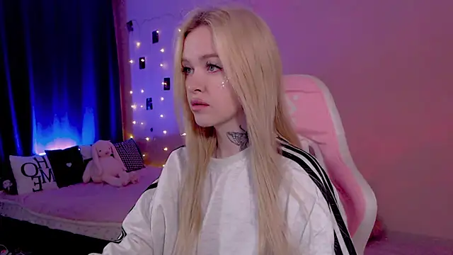 Naughty Mable online show from May 14, 1:02 am