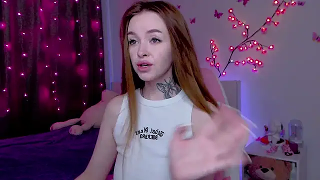 Snapshot of Naughty_Mable chatting on September 23, 1:01 am Naughty Mable online show from September 23, 1:01 am