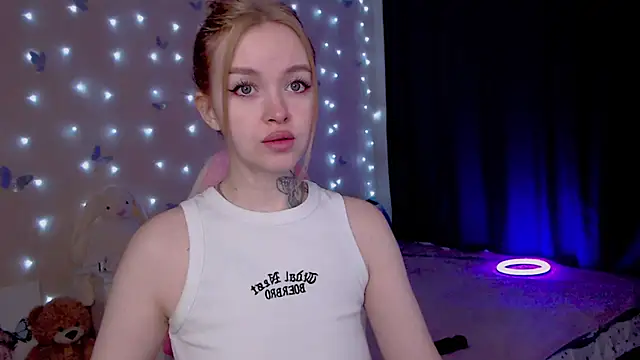 Naughty Mable online show from February 22, 3:09 am