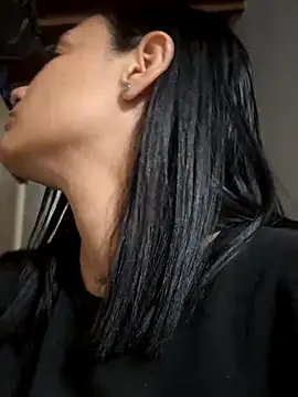 Snapshot of Abril_jones10 chatting on November 22, 11:25 pm Abril jones10 online show from November 22, 11:25 pm