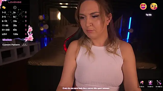 Snapshot of LovelyMollyy chatting on February 5, 9:07 pm LovelyMollyy online show from February 5, 9:07 pm