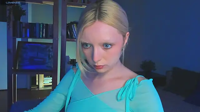 Snapshot of forget_me_not_eve chatting on February 22, 2:19 pm forget me not eve online show from February 22, 2:19 pm