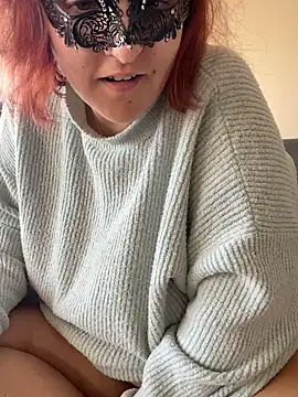 Lexie only online show from December 28, 10:25 am