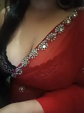 Snapshot of Soniya_444 chatting on June 19, 6:47 pm Soniya 444 online show from June 19, 6:47 pm