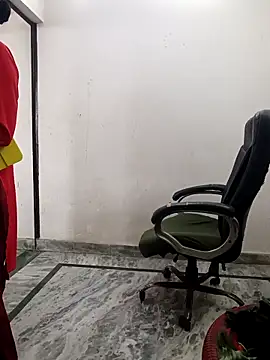 KumarSilencesex21 online show from April 5, 9:05 am