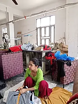 KumarSilencesex21 online show from April 10, 9:05 am