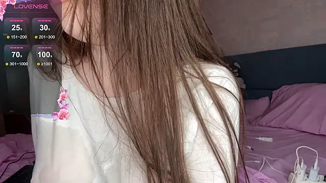 eva varnerr online show from March 24, 8:53 pm