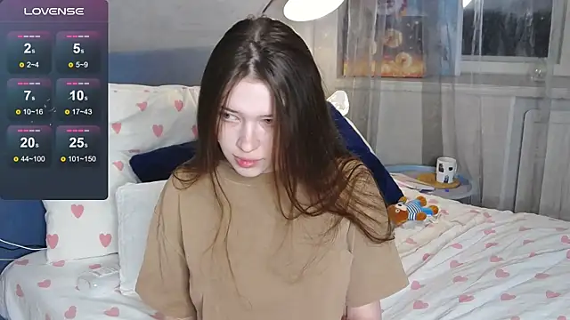 eva varnerr online show from November 14, 6:00 pm